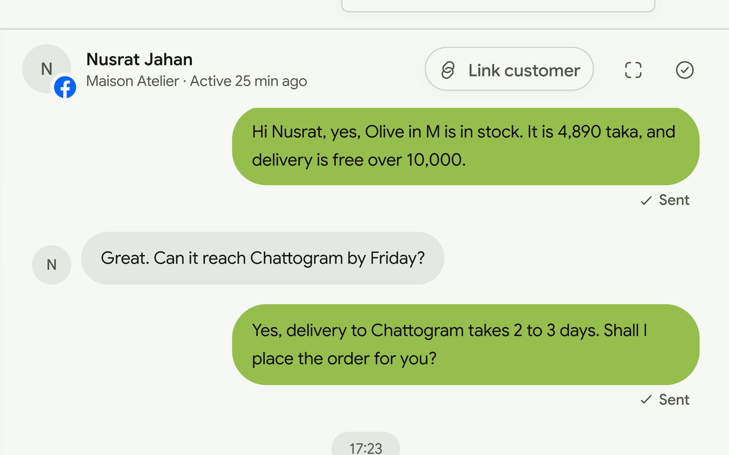A customer conversation about a product, with replies from the shop